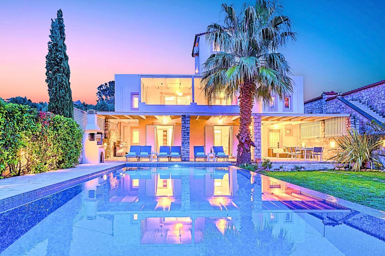 Cretan Mansion With Heated Swimming Pool Villa Georgioupoli Exteriör bild