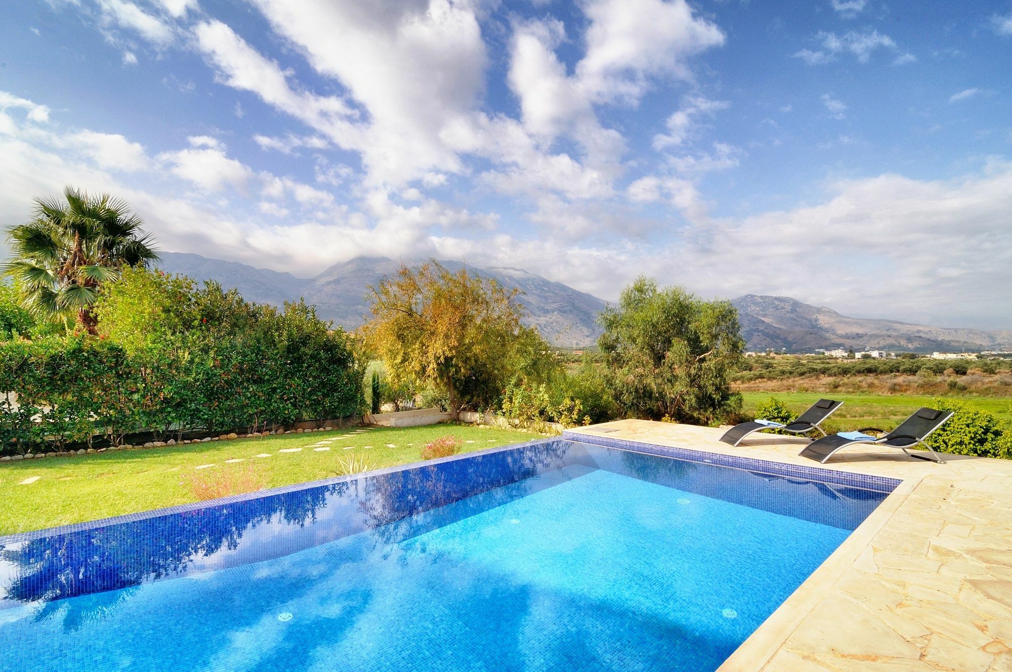 Cretan Mansion With Heated Swimming Pool Villa Georgioupoli Exteriör bild